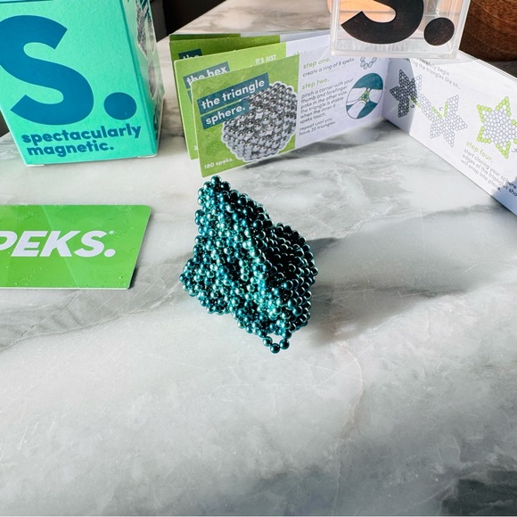 🎄Speks Magnet Putty - RARE COLOR - Picture 2 of 6